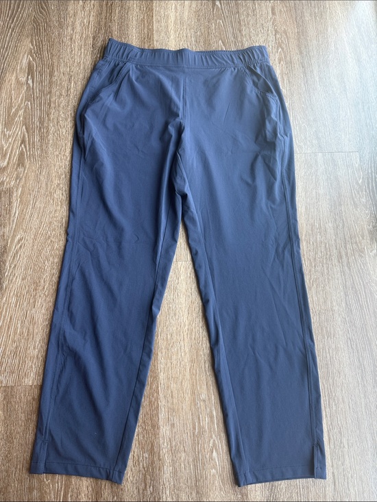 Eddie Bauer Pants - Women’s Eddie Bauer Athletic Pants